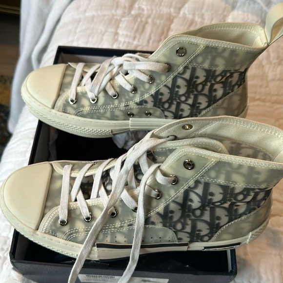 Shoes - Sneakers size 10, really size 9.5
